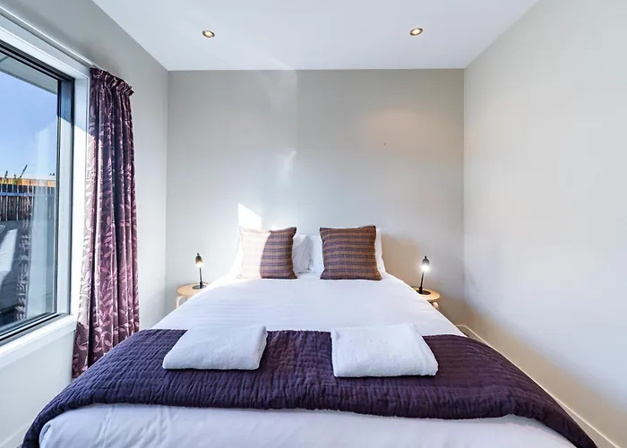Roy's Bay Luxury * Wanaka
